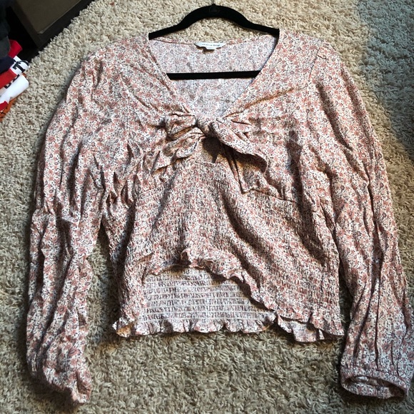 American Eagle Outfitters Tops - smocked american eagle top